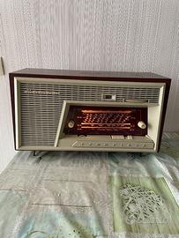 Radio d’época Schneider