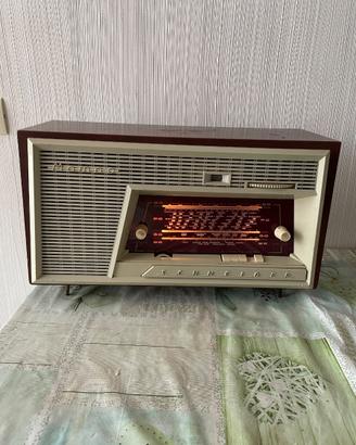 Radio d’época Schneider