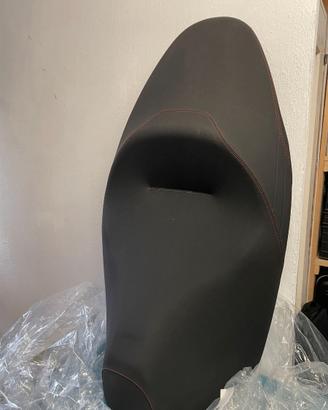 Sella per piaggio mp3 300 hpe sport