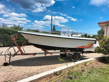 Bonaccina 5.60 più carrello non omologato 