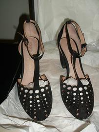 Scarpe marca" roberto della croce" n.35