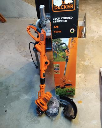 Decespugliatore Elettrico Black + Dacker 450 W   