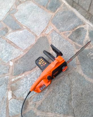 elettrosega Black+Decker 