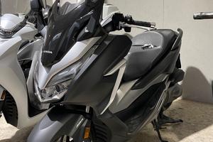 Honda FORZA 300