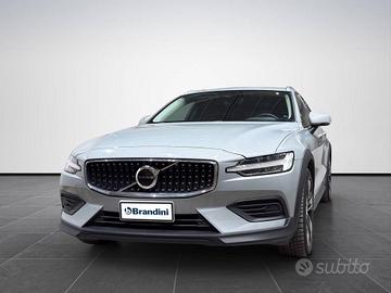 Volvo V60 Cross Country 2.0 B4 Core Awd Auto