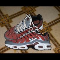 NIKE TN n37.5