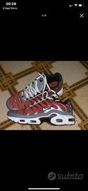 NIKE TN n37.5