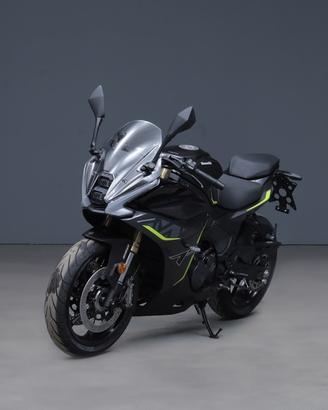 BENELLI Tornado 550