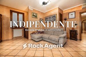 Casa indipendente di 185 m² con più di 5 locali a 
