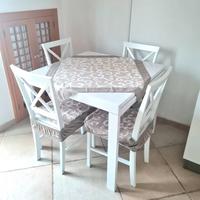 Tavolo cucina con sedie