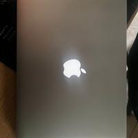 MacBook Air 13 pollici