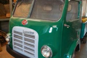 Autocarro OM Leoncino