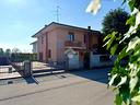 porzione-di-bifamiliare-a-misano-di-gera-d-adda