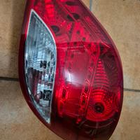 Fanale peugeot 207 2011 