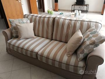 Elegante divano a due posti Chateaux d'Ax