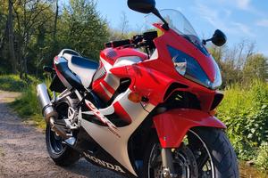 Honda CBR 600 f4i