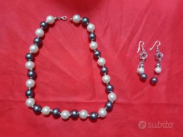 Completo collane e orecchini