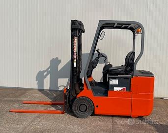 CARRELLO ELEVATORE ELETTRICO