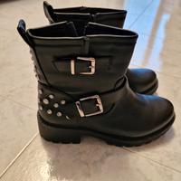 STIVALETTI INVERNO NUOVI 38 nero