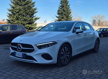 Mercedes A 180 d Automatic motore 2.0 Mercedes