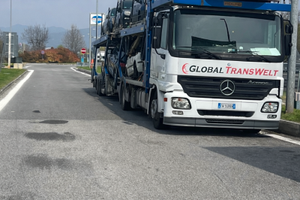 Bisarca Mercedes actros 1841