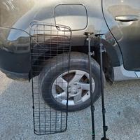 Griglia auto per cani