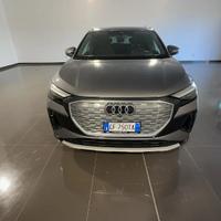 AUDI Q4 e-tron Q4 40 e-tron Business Advanced