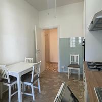 Ampia camera matrimoniale uso singola con balcone