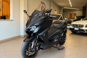 Yamaha T Max 560