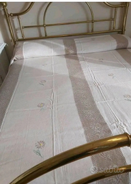 Copriletto pizzo uncinetto e lino