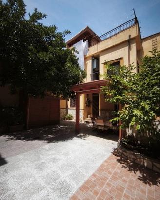 Villa unifamiliare piazza Margherita, Chiaiano, Na