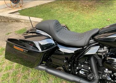 Sella Mustang Hightail Fastback Perewitz Harley