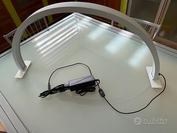 Lampada Led semilunare