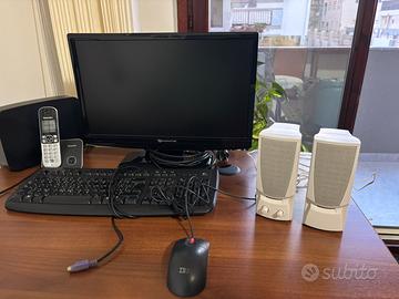 Pc, casse, tastiera e mouse