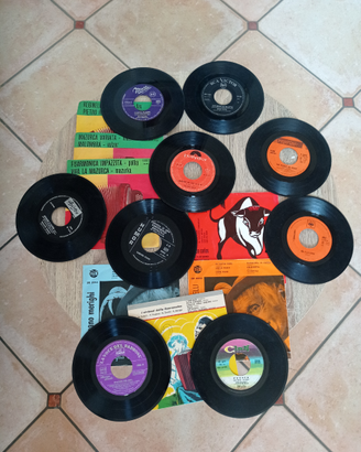 16 vinili 45 giri