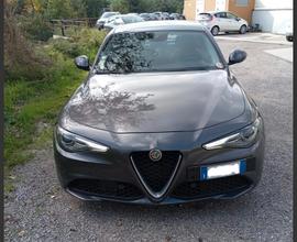 ALFA ROMEO Giulia (2016) - 2016