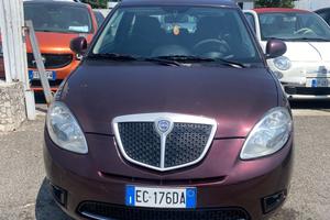 Lancia Ypsilon 1.3 MJT 75 CV Argento