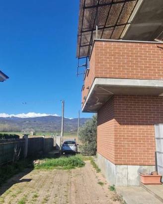 Immobile in asta di 317 m² a Frossasco