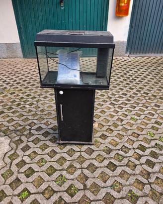 Acquario 65 litri con mobiletto e accessori