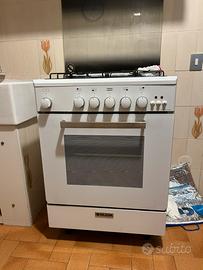 Cucina e forno a gas