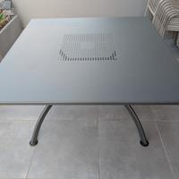 Tavolo da esterno con 8 sedie