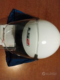 casco.  bianco.   con.  visiera.  xl