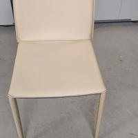 Sedia in pelle bianca
