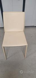 Sedia in pelle bianca