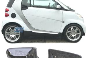 FRECCIE LATERALI PER SMART FORTWO 451 07- LED NERO