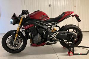 TRIUMPH SPEED TRIPLE 1200RS