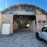 Capannone Monticello Brianza