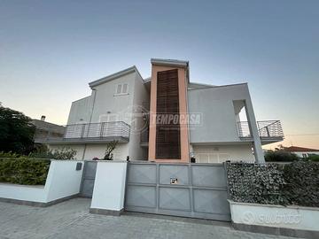 TRILOCALE DI NUOVA COSTRUZIONE A DUE PASSI DAL MAR