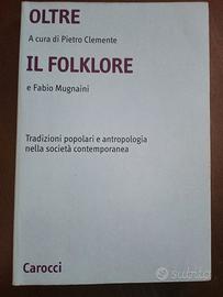 Libro universitario Oltre il folklore