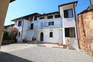 CASA SEMINDIPENDENTE A BRANDIZZO